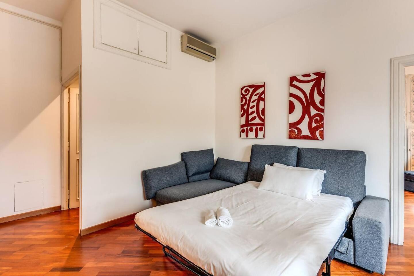 Splendid Flat On The Tiber River Rome Exterior photo